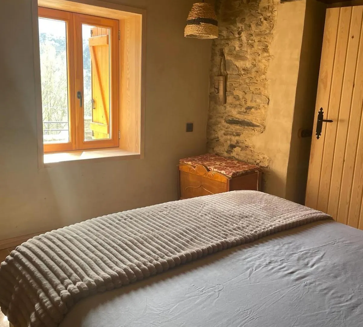 Espectacular Chalet De Montana Pirineos, Burg Сasa de vacaciones