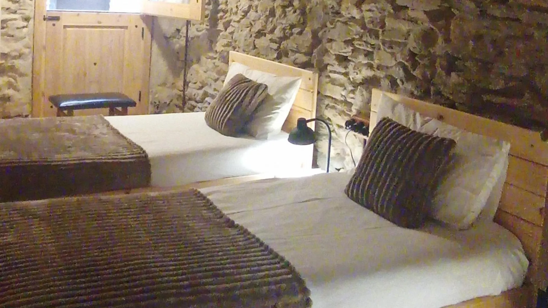 Ferienhaus Espectacular Chalet De Montana Pirineos, Burg Spanien